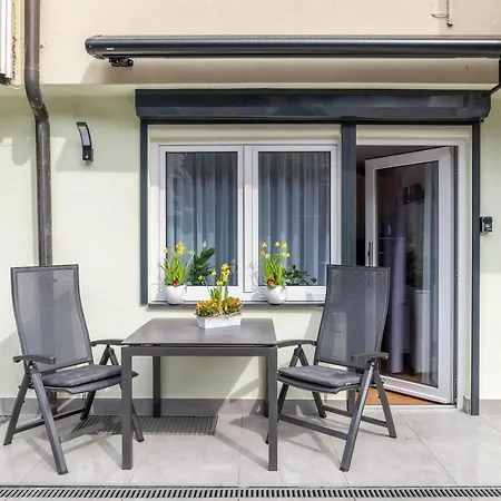 Rennbaechle Apartamento *